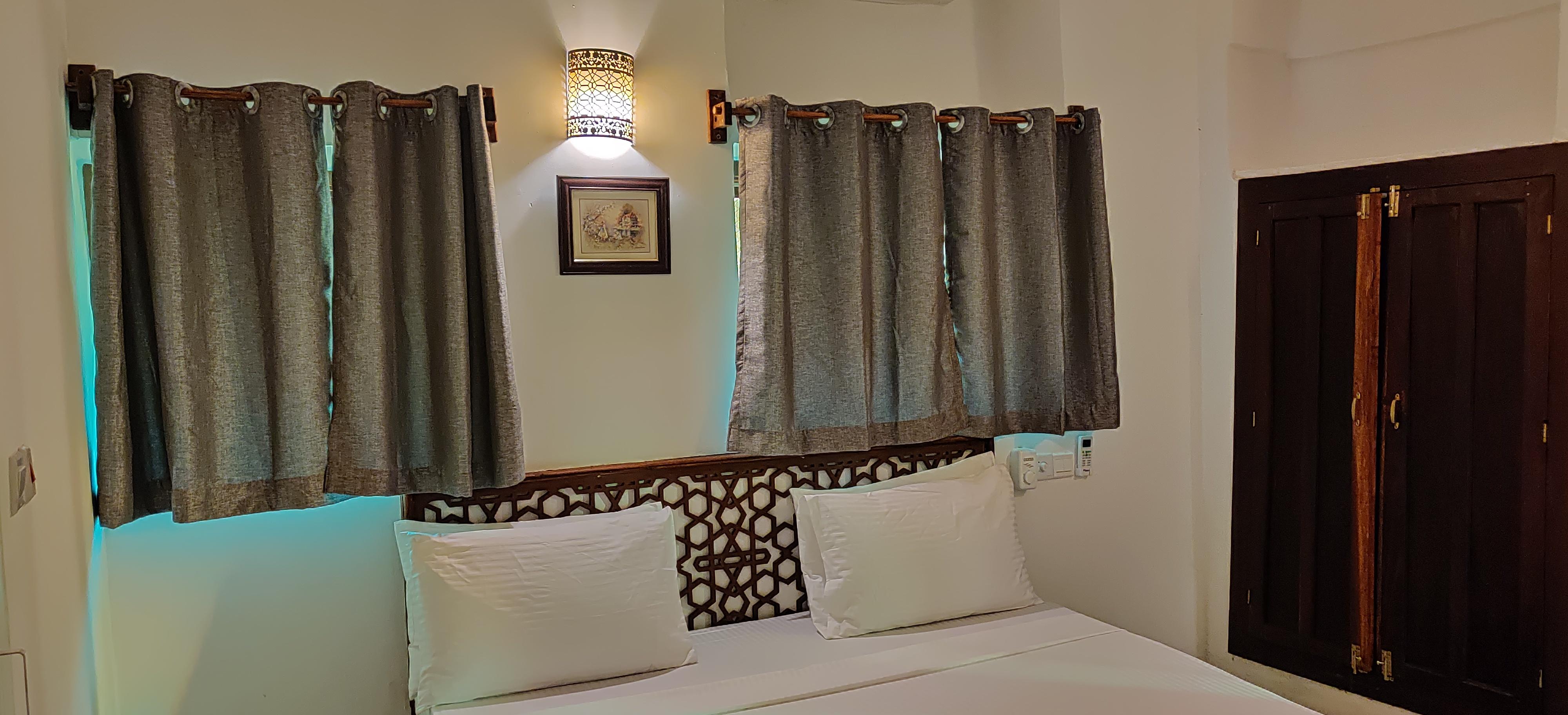 Smiles Stone Town Hotel ザンジバルシティ エクステリア 写真