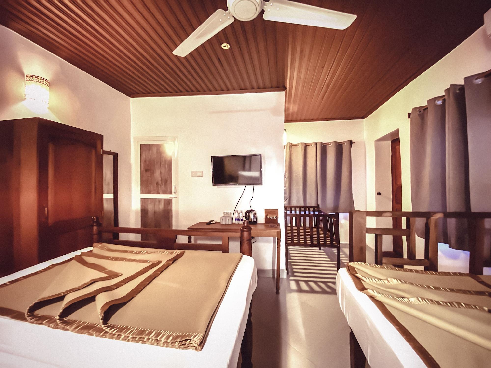 Smiles Stone Town Hotel ザンジバルシティ エクステリア 写真